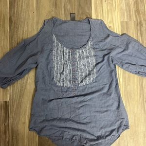 Free People Brand, Cold shoulder blouse, size small